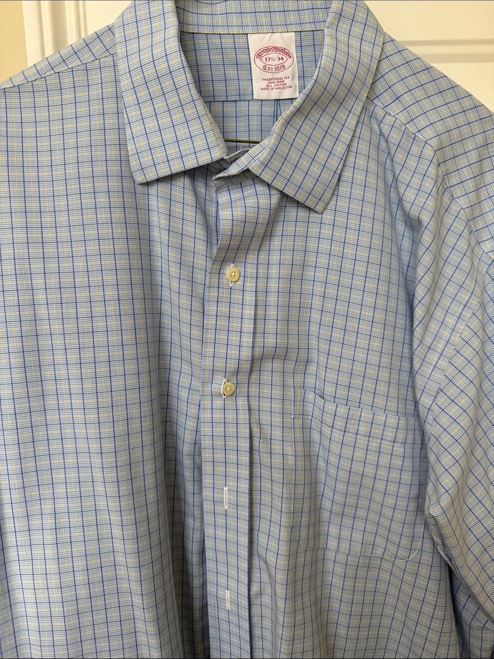 BROOKS BROTHERS TRADITIONAL FIT 17 1/2 34